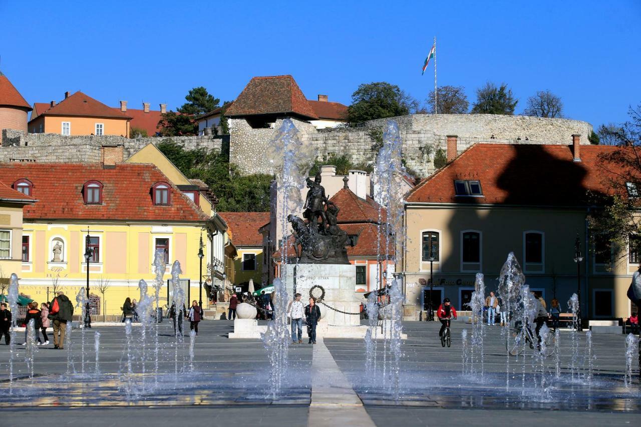 Sophie Apartman Эгер Экстерьер фото